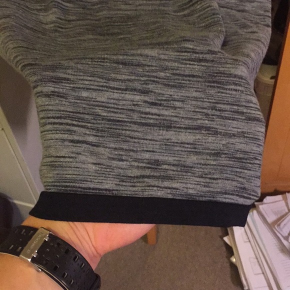 Nike top - Picture 3 of 5